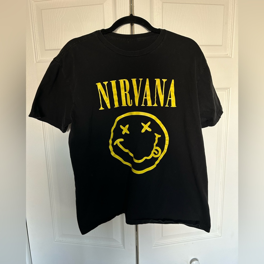 Nirvana Tshirt - M - EUC